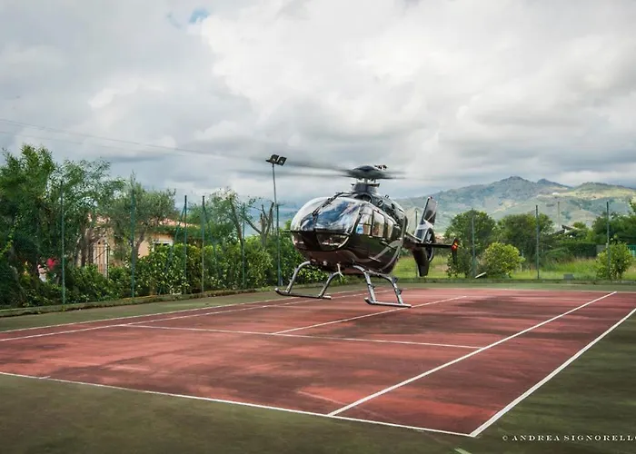 Castello Di San Marco Charming & אתר נופש קלטביאנו